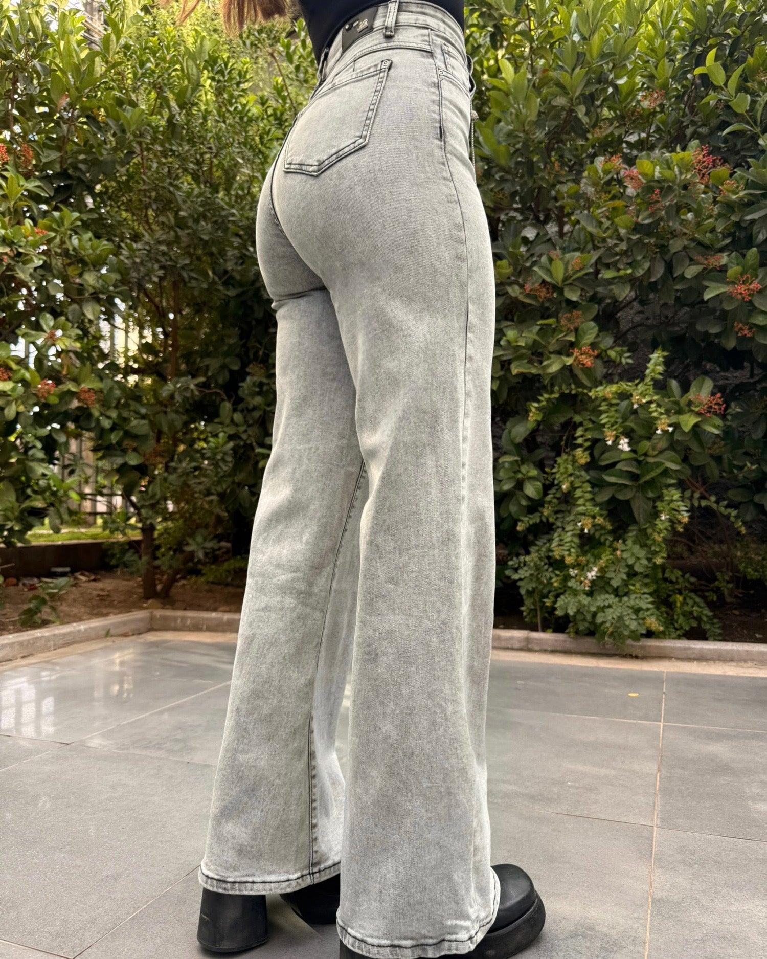 Jeans Modelo 153: Wide Leg de Tiro Alto Elasticado