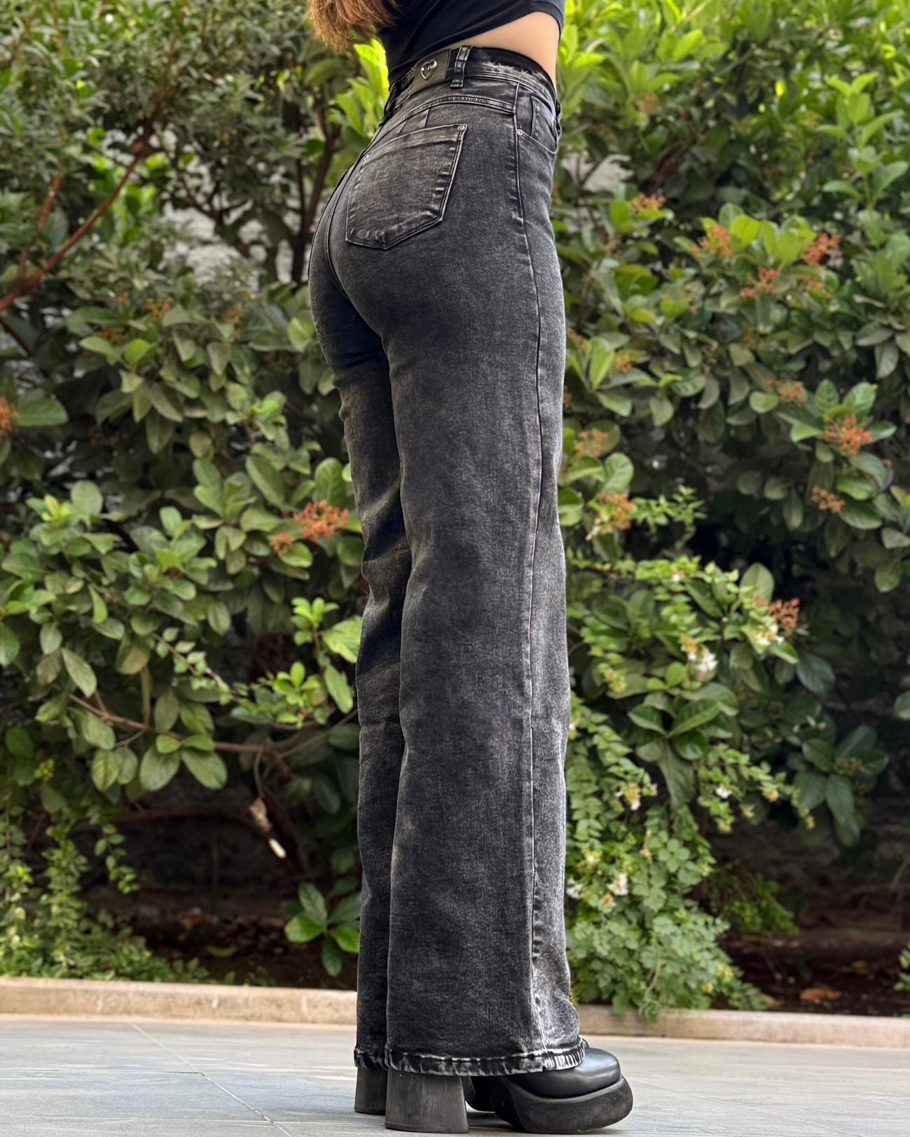 Jeans Modelo 211 - Elasticado y de Tiro Alto